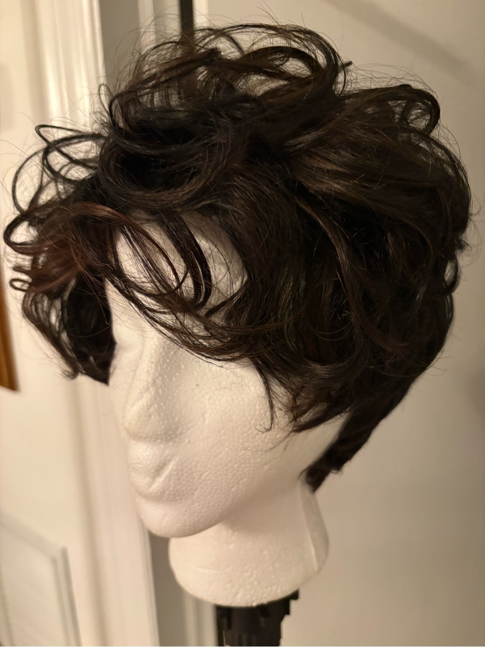 VANESSA by Fifth Avenue Dark Brown Auburn Highlights PIXIE Wig! Like new!